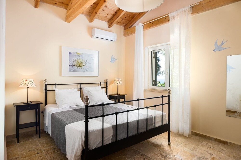 Mpogdanatika Villa | Exquisite Paxos Villa | 2 Bedrooms | Villa Fujin | Breathtaking Sea/Gaios Views and Private Pool | Loggos