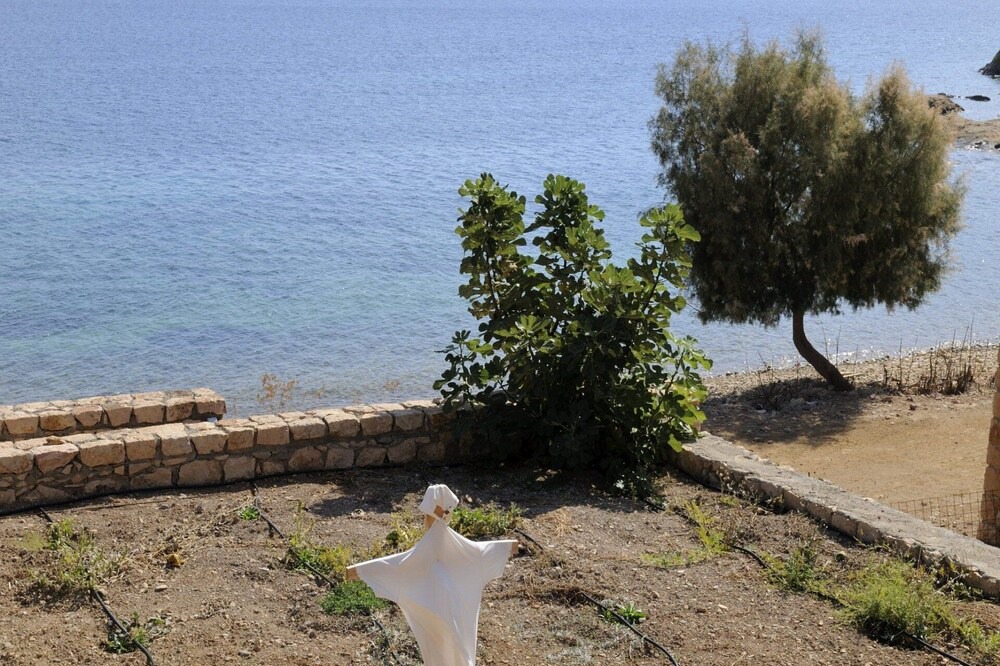 Patmos Villa | ISholidays Patmos Onar Volina