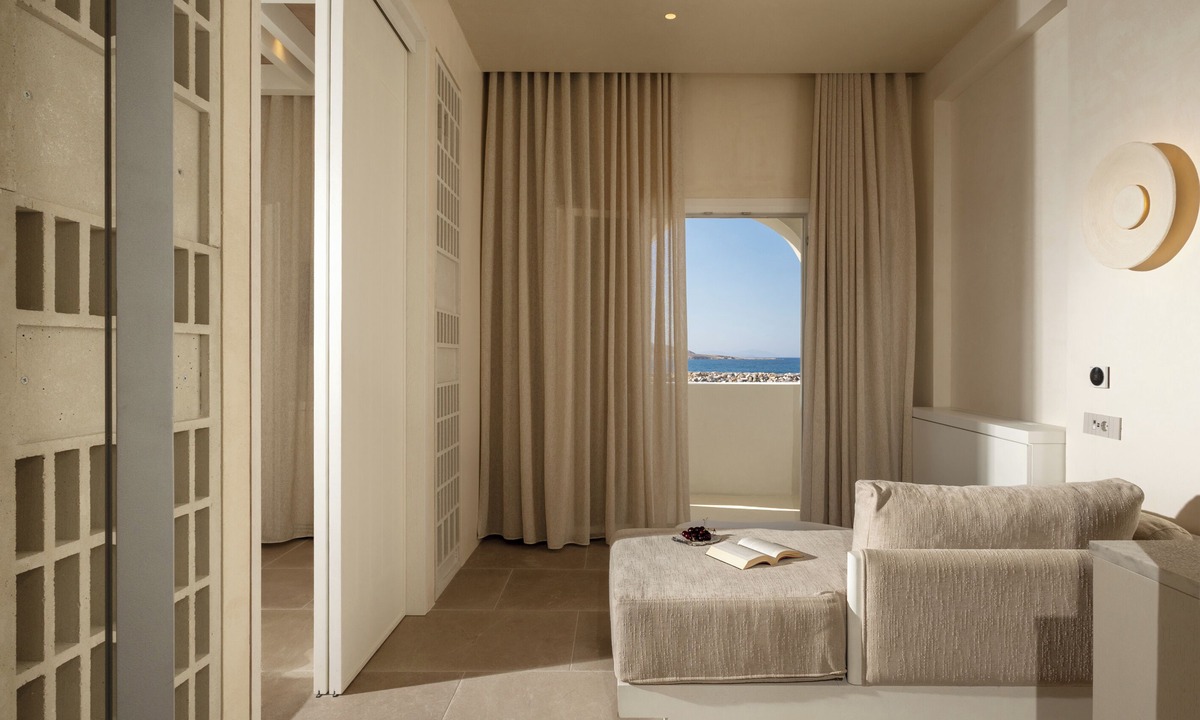 Naousa Hotel | Meros, Santikos Collection