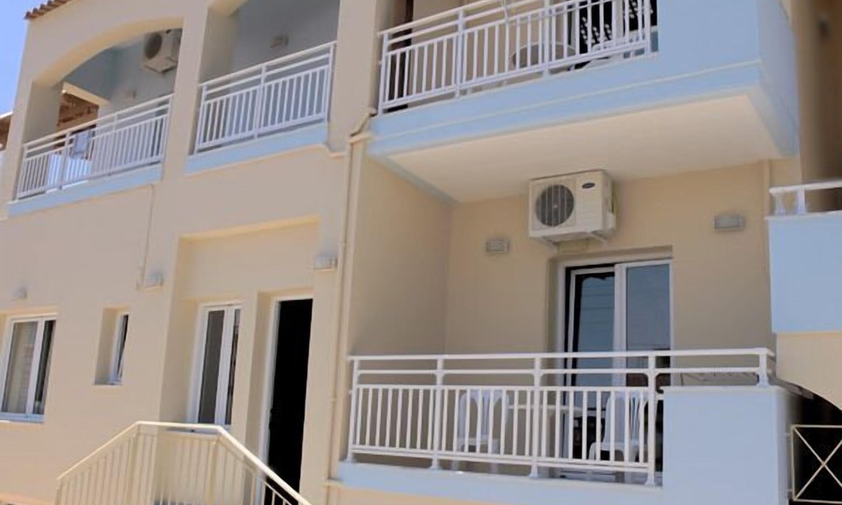 Agia Marina Apartment | Despina Studios