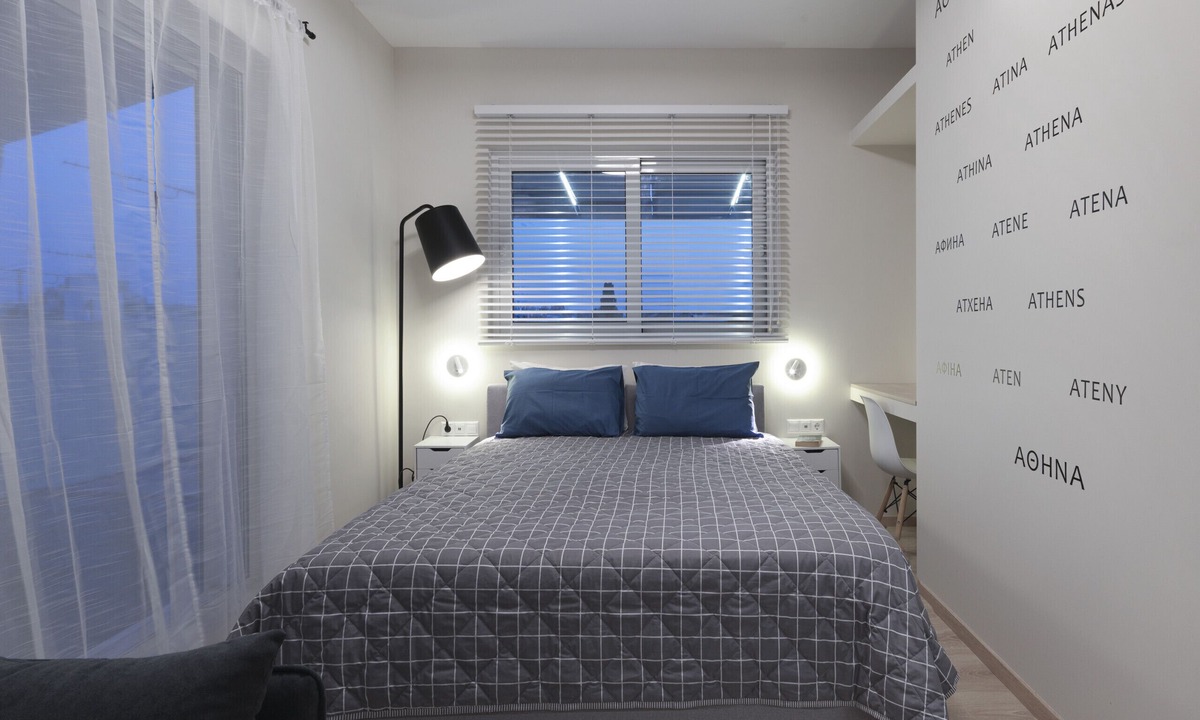 Pangrati Apartment | Iliodorou2-4- Acropolis terrace Athenian studio