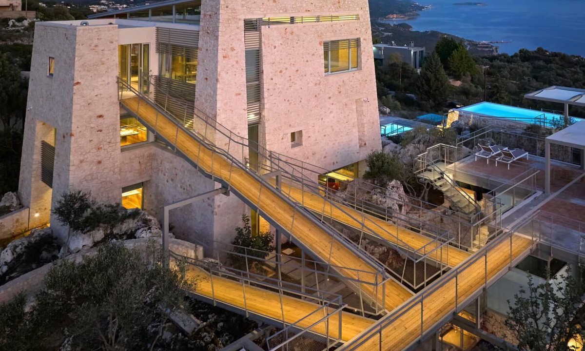 Kounoupidiana Villa | A unique large private villa with stunning sea views and two pools.