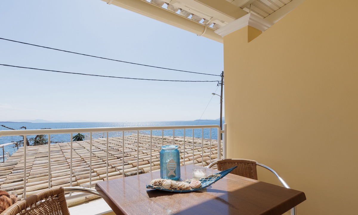Katavolos Apartment | Salt and Sun Apartments by Konnect, Kaminaki Beach