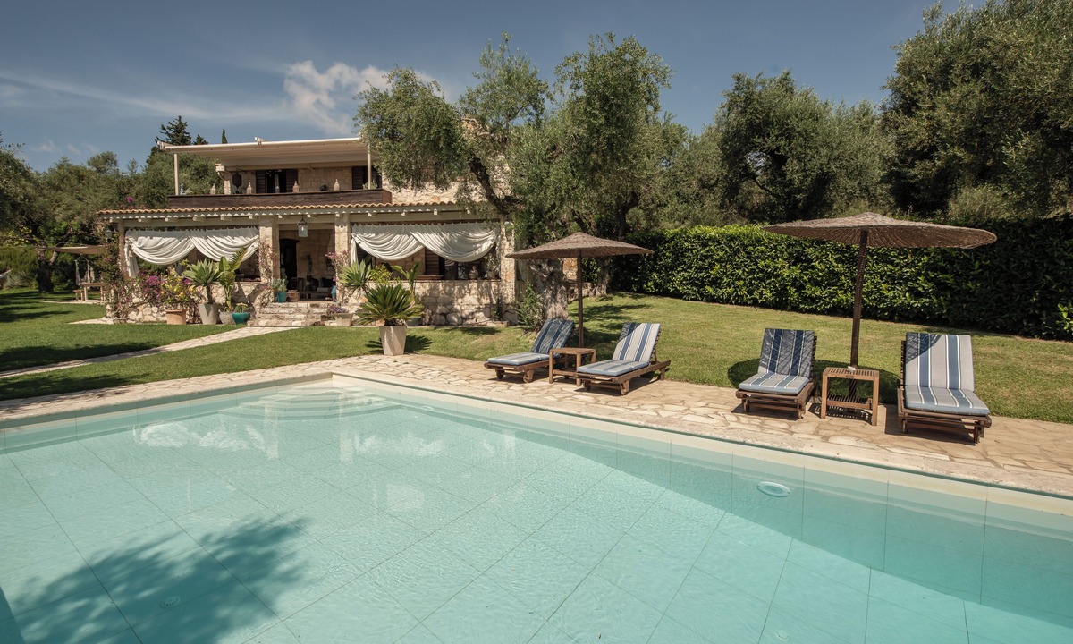Lithakia Villa | Villa Lalla Private Stone Villa with Pool & Expansive Garden