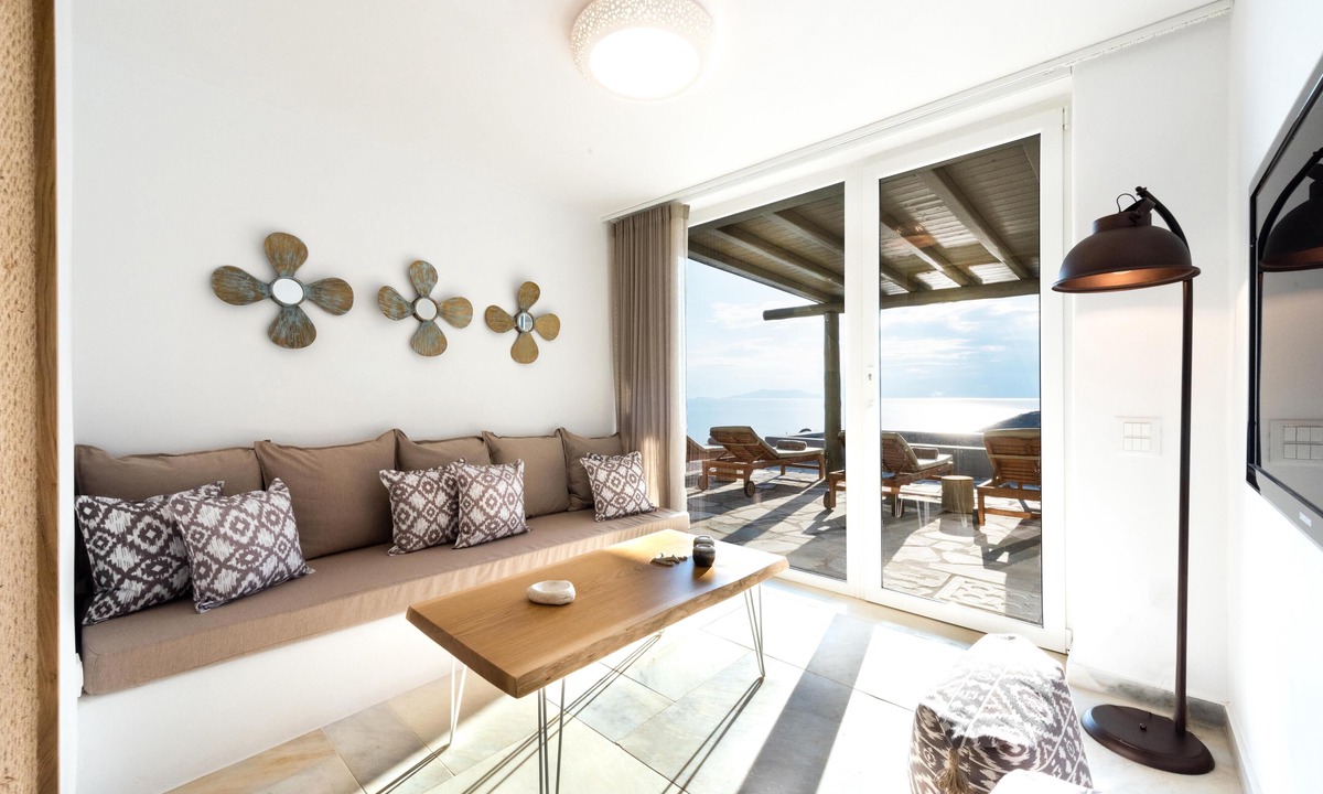 Exomvourgo Villa | Vathi Bleu Private Villas