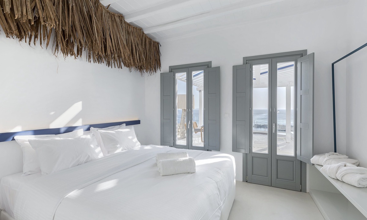 Tourlos Villa | Sealine Villas