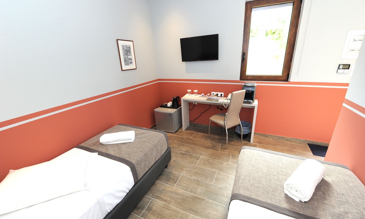 Mystras RV Rental | Castle View Bungalows