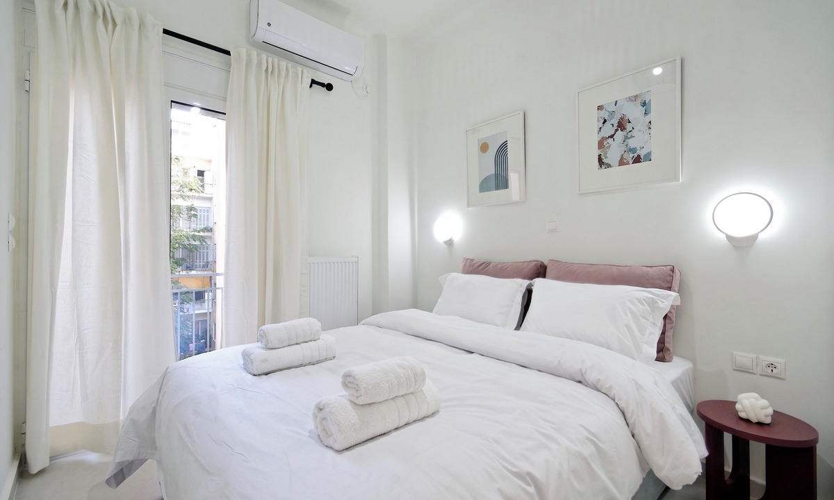 Pangrati Apartment | Spacious 3-Bedroom Retreat in the Heart of Pagrati