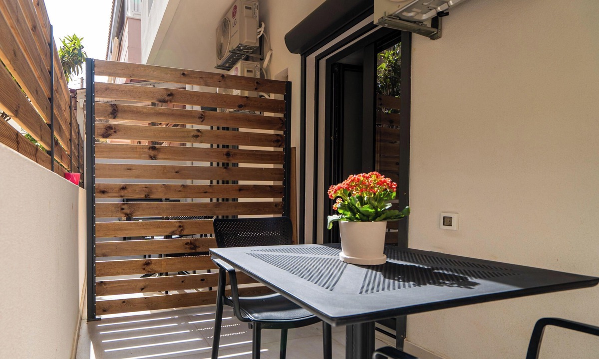 Agios Dimitrios Apartment | Inia Apartments