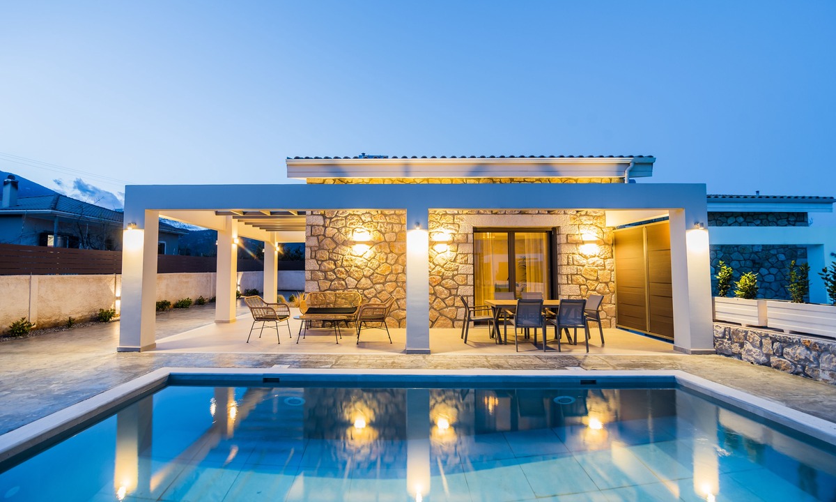 Nidri Villa | Stone and Sea Villas