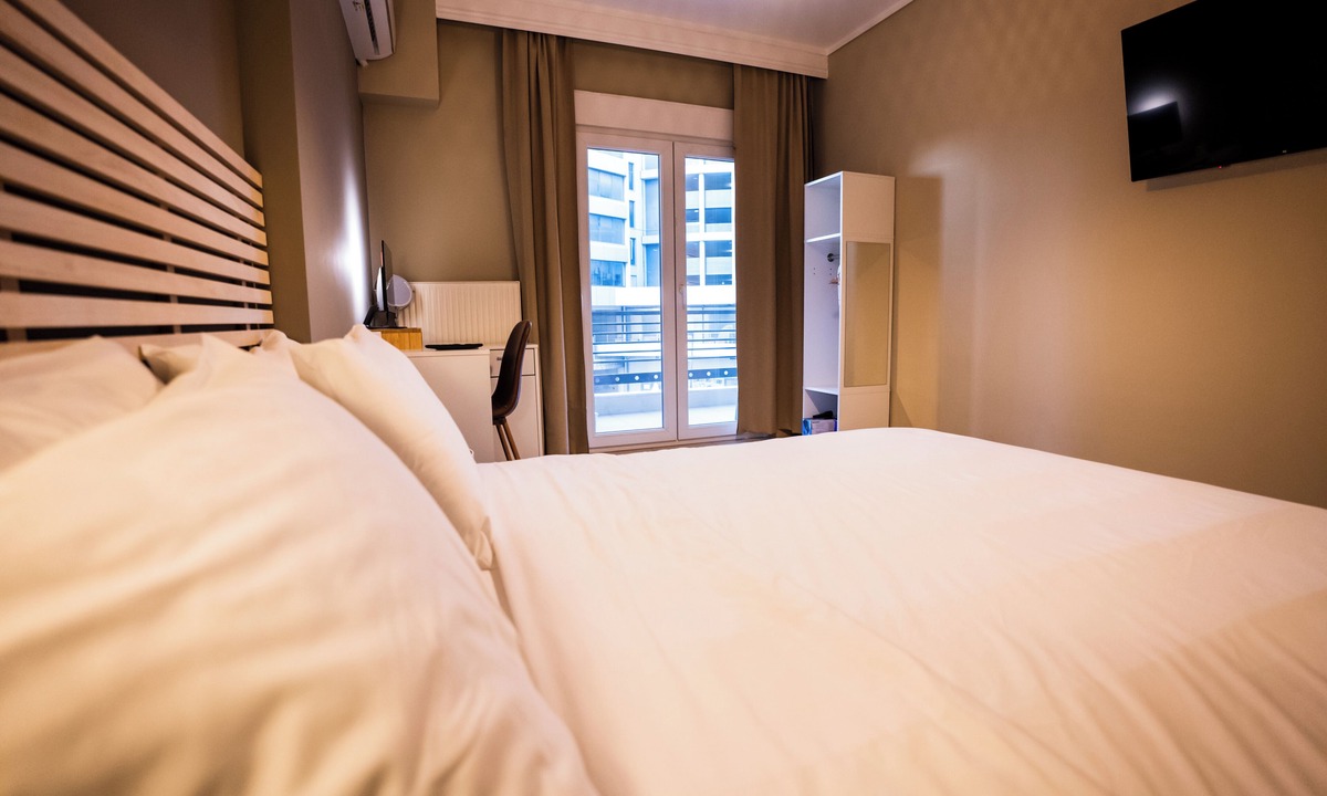Thessaloniki Apartment | Modern Apt 1 + Parking (Pay), 100m from Metro