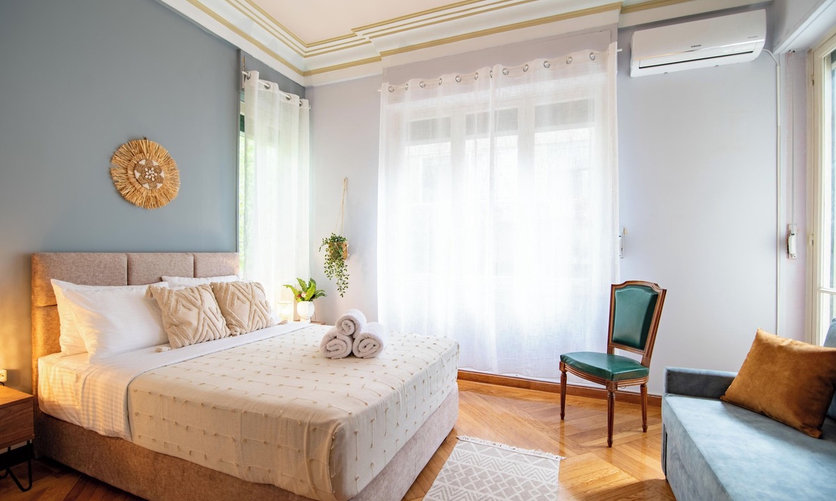 Exarhia Apartment | Olympus Living for groups ​