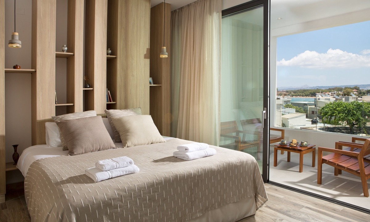Kato Galatas Villa | S&K Villas