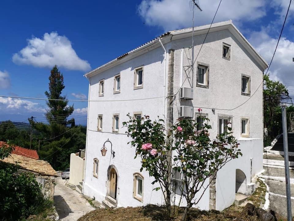 Termenades Villa | Drosato Manor