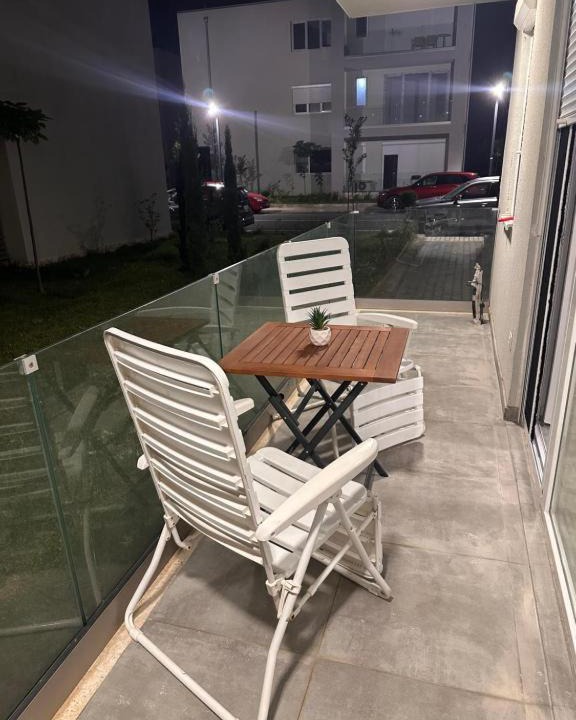 Sakës Apartment | Modern Beachfront Apartment Dardania Resort Tale
