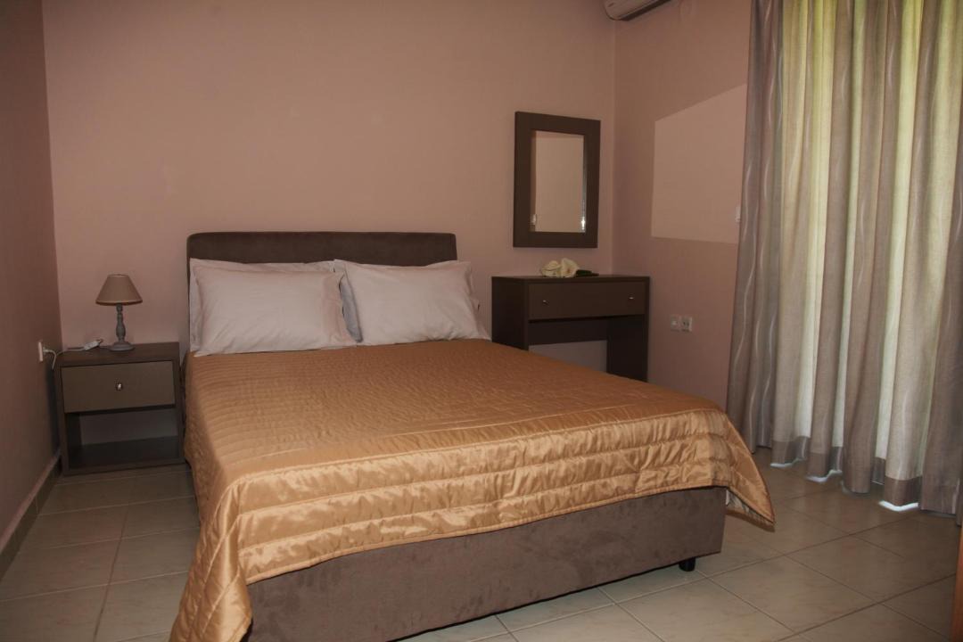 Agios Dimitrios Apartment | Villa Elena