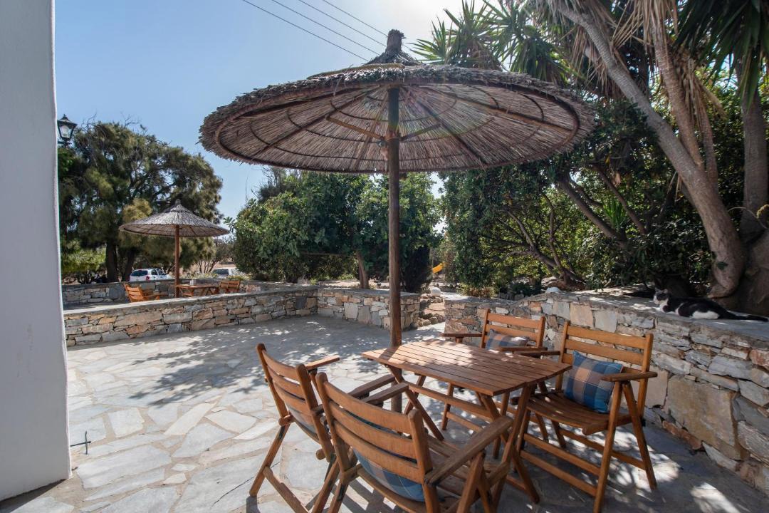 Agios Prokopios Apartment | Sunrock Suites - Villa Gerani