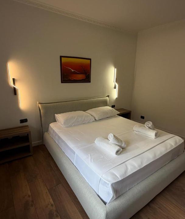 Mbrostar-Urë Villa | solemar 3