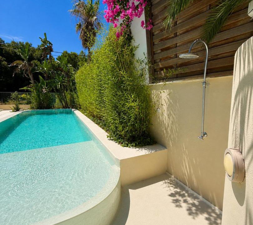Kavouri Villa | Krabo Villa & Spa