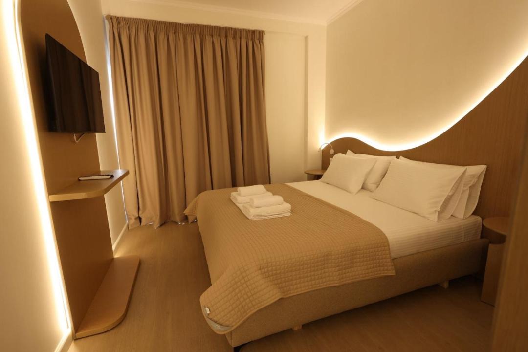 Himare Hotel | Bay View Hotel