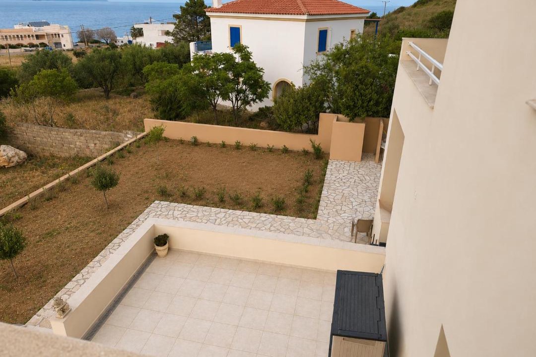 Kithira Villa | Grand Family Villa by the Sea