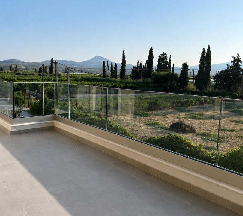 Perigiali Villa | Luxury Family Villa near beach