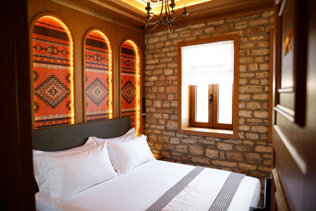 Gjirokaster Hotel | Vila Mantho