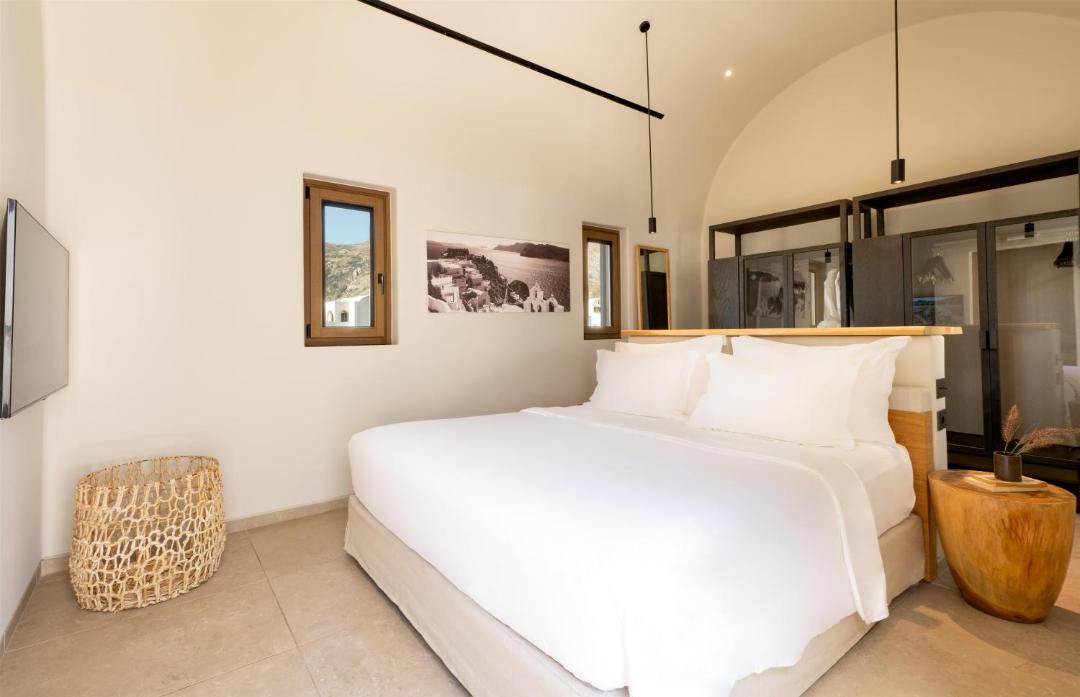 Kamari Hotel | Radisson Blu Zaffron Resort, Santorini