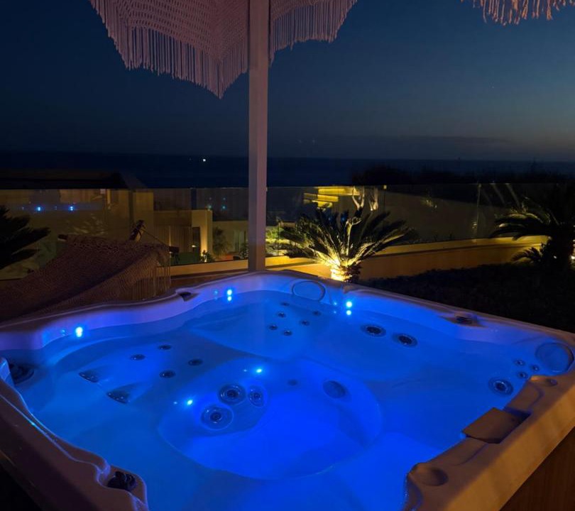 Jala Villa | Villa Amanté with Jacuzzi - Palasë - Green Coast Resort