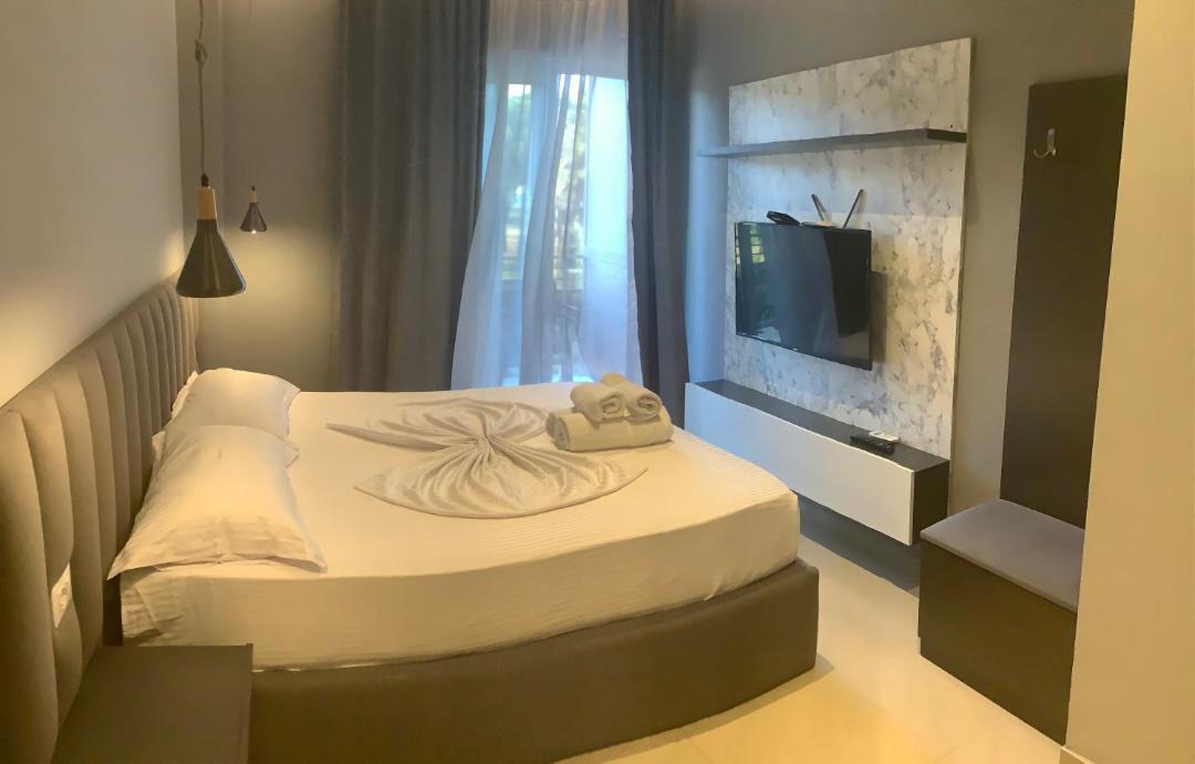 Velipoje Apartment | N10 Fishta Couples Suite