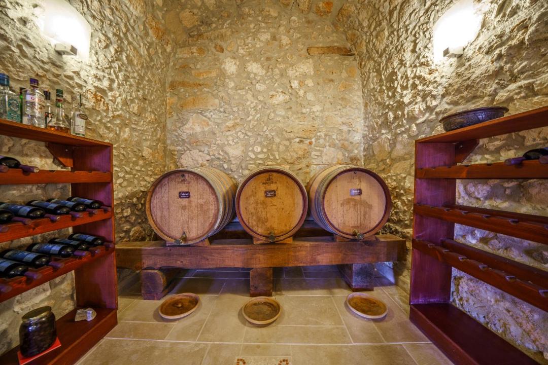 Maroulas Villa | Candice Villa Historic Venetian Retreat by Rentado