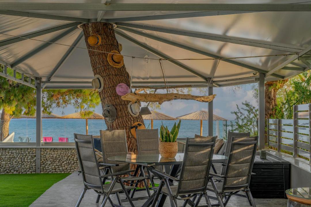 Itea Apartment | Kalafatis beach home