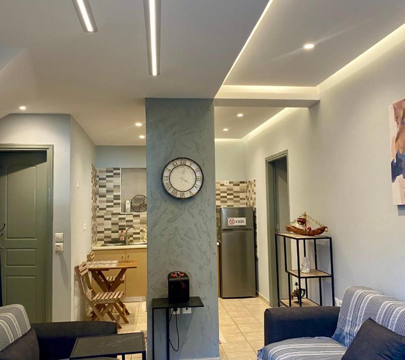 Dafni Apartment | Athens Victoria's Family Apartment