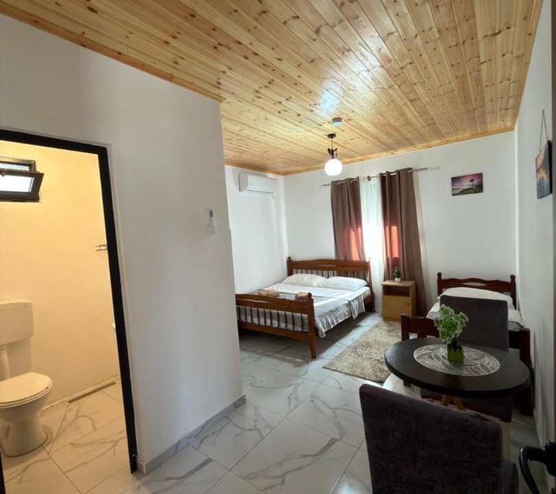 Koman House | Xhoen guesthouse