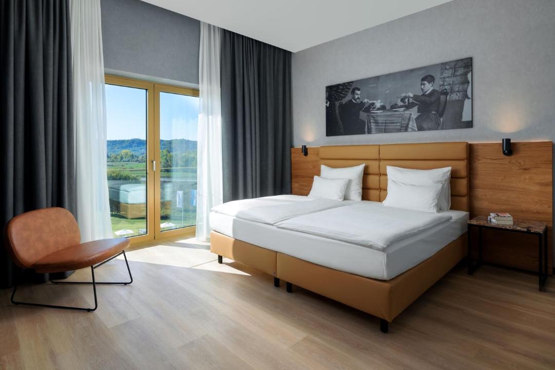 Preze Hotel | mk resort tirana