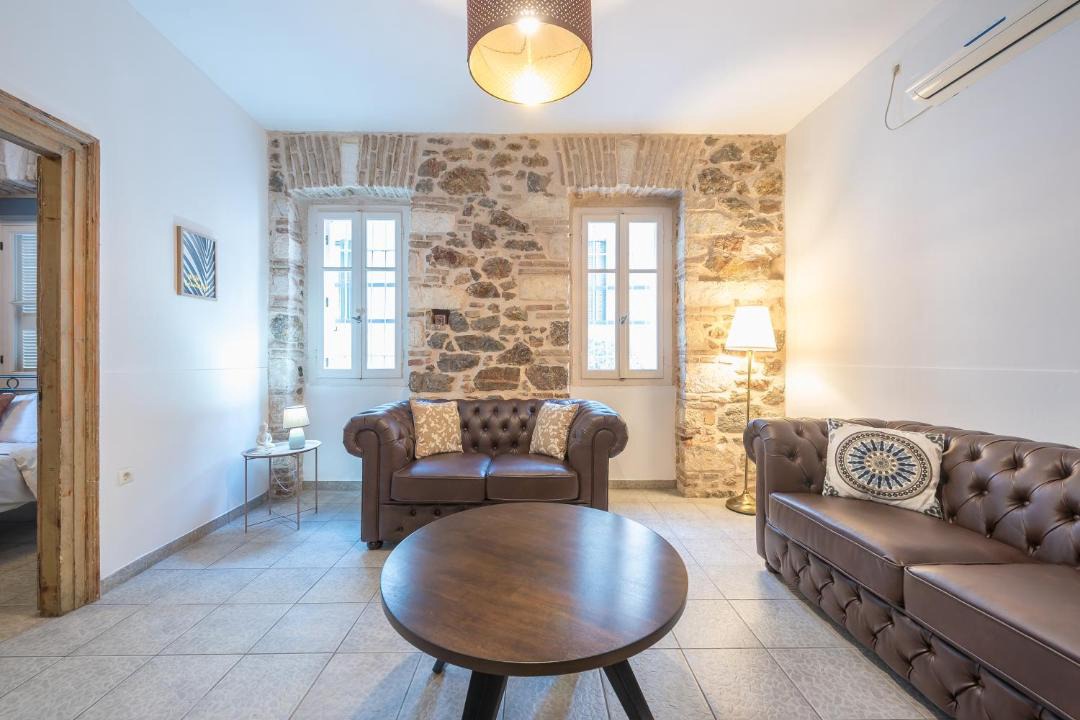 Thissio Apartment | Stone House Under Acropolis