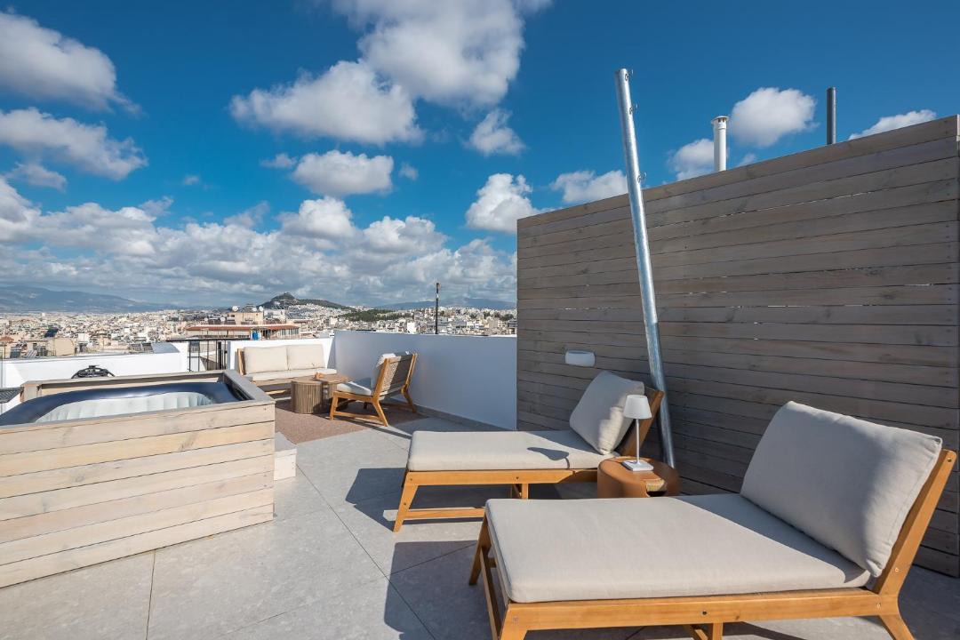Dafni Villa | Acropolis & Sea View Villa with Whirlpool & BBQ