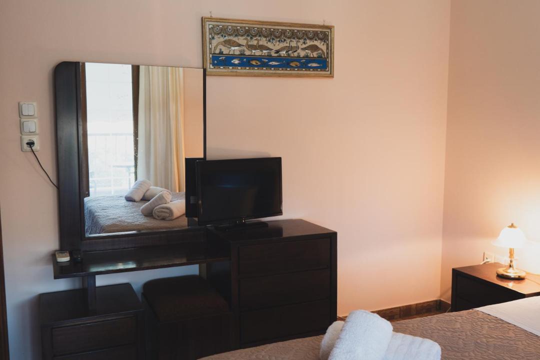Chios Villa | Stratigato Garden Getaway near Chios Town