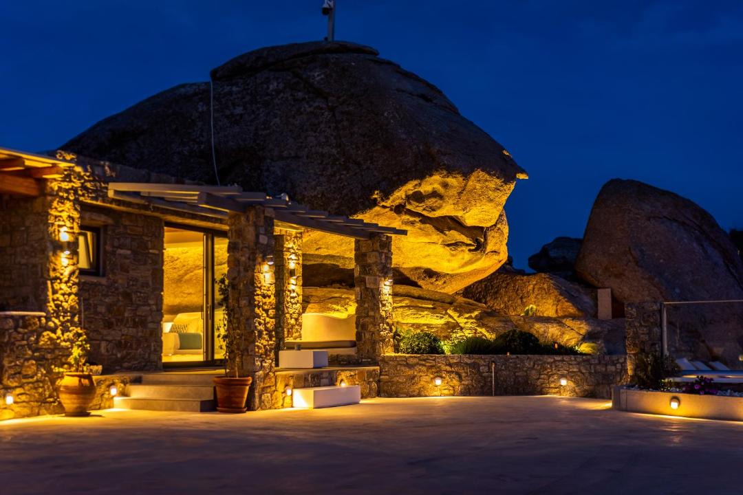 Plintri Villa | Lithos Cave Mykonos