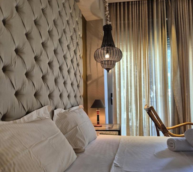 Glyfada Apartment | Modern Villa in the heart of Athens Riviera with garden