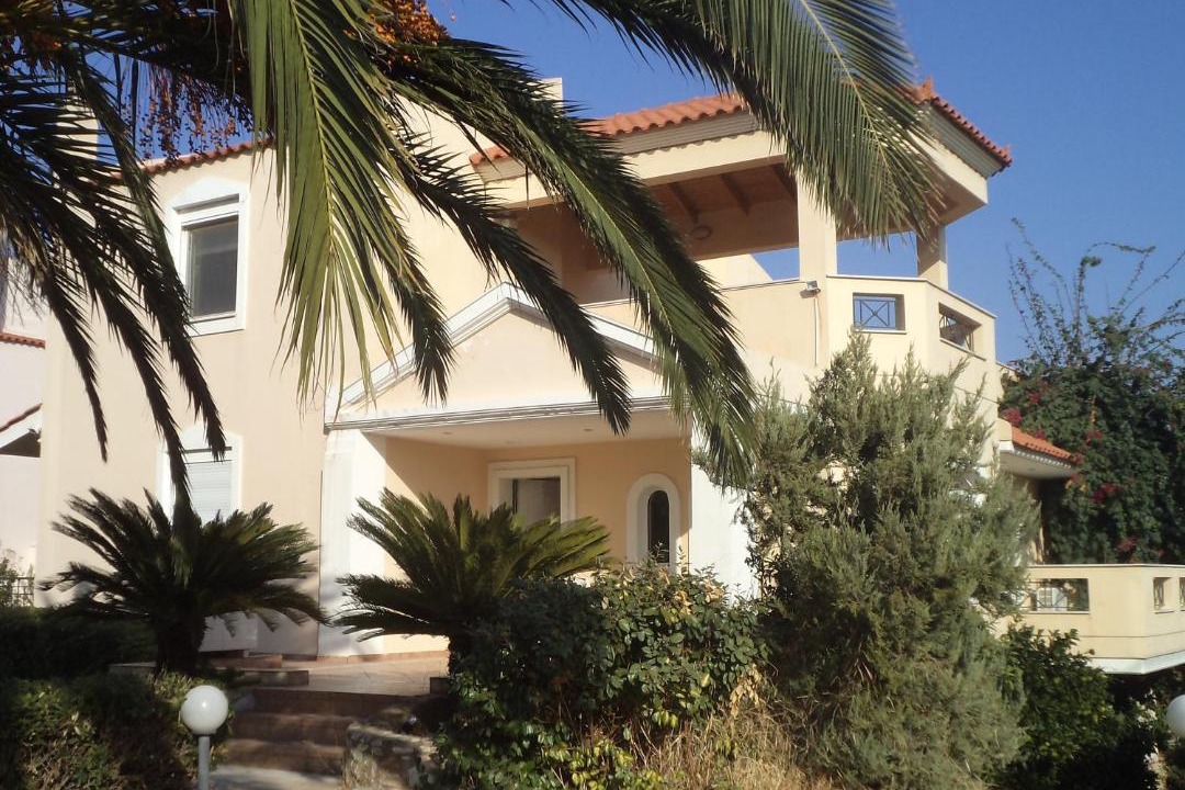 Rafina-Pikermi House | Pool villa near to airport/free car available