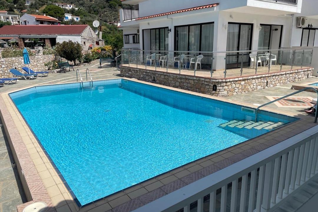 Achladies Apartment | Achladies Bay Hotel