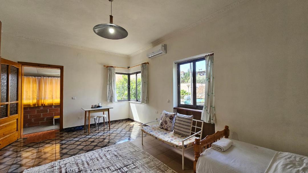 Tirana House | Angie's Shared Villa TAM