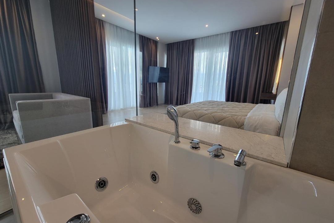 Pogradec Hotel | Hotel Enkelana