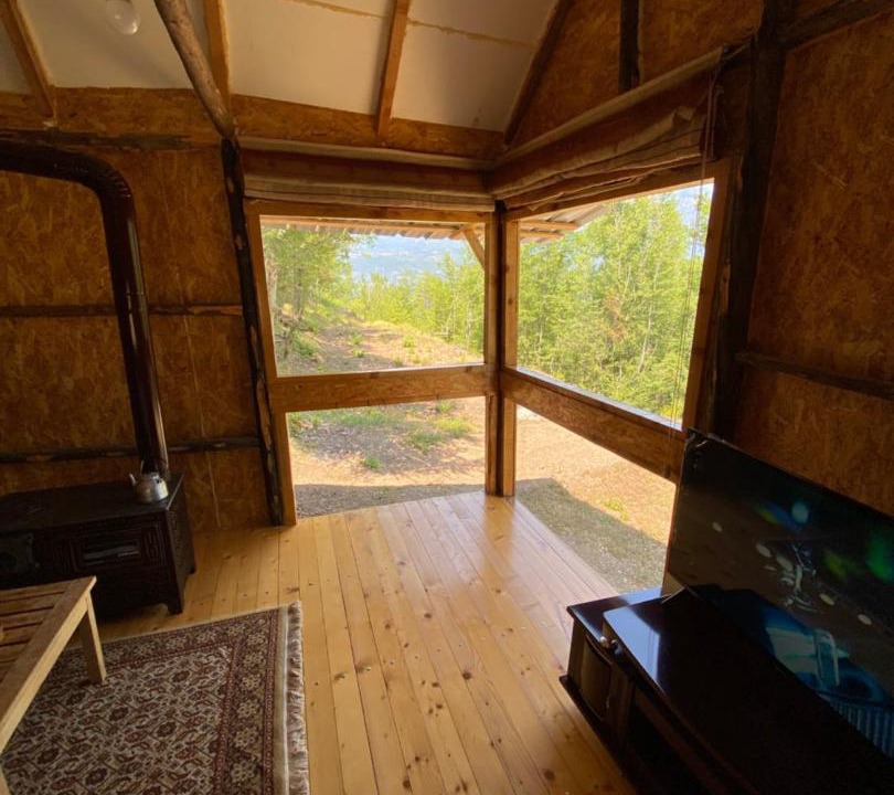 Sakës Cabin | Baca