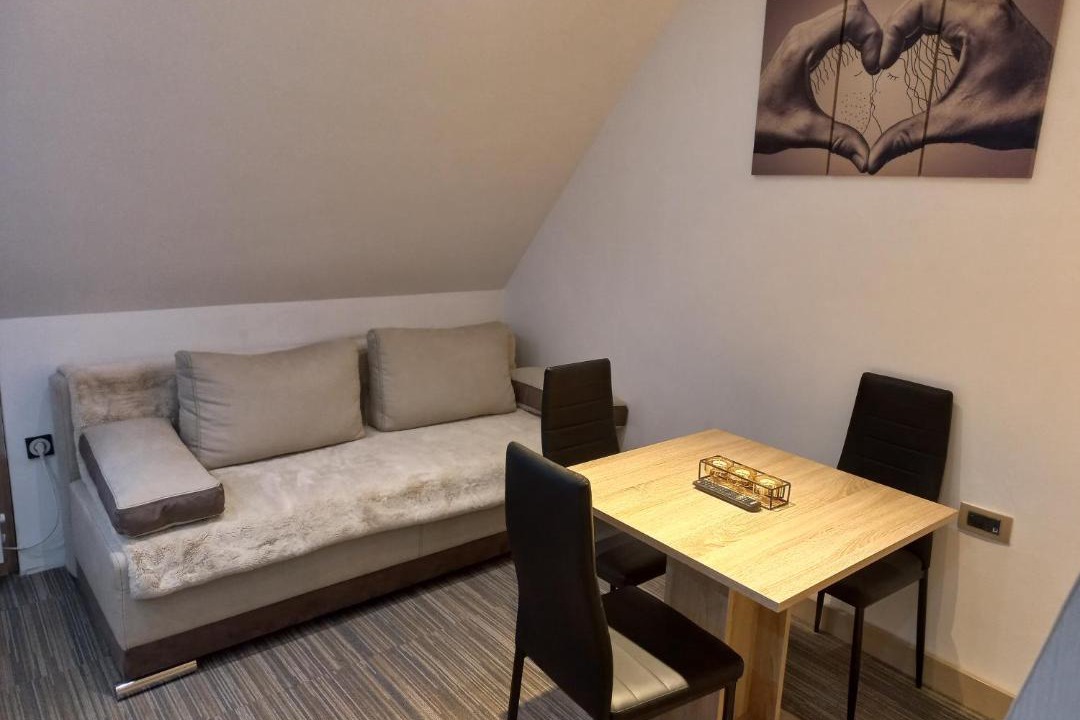 Leposaviq District Apartment | Apartmani Konaci MIKI