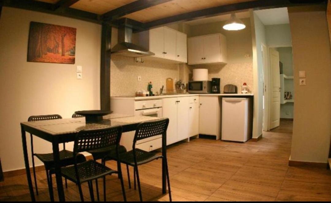 Moschato-Tavros Apartment | Pavlou Mela Apartment