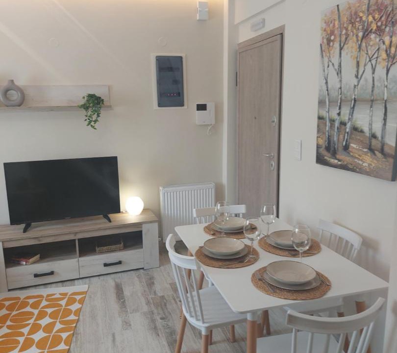 Vardaris Apartment | Villanova - Emerald Suite