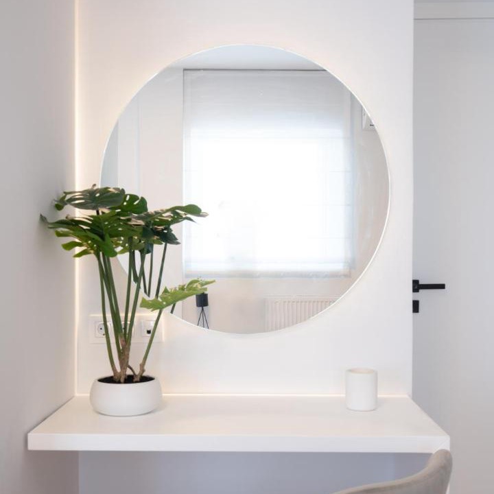 Piraeus Apartment | Luxury 4 Bedrooms Apartment Near Flisvos Marina