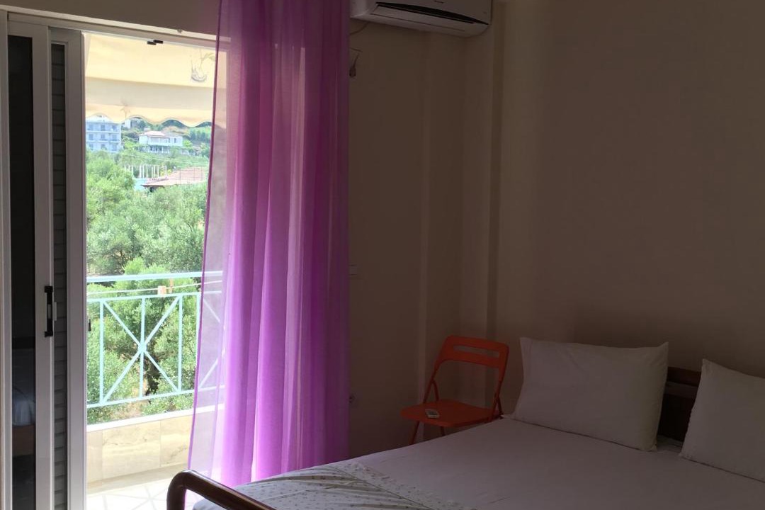 Himare House | Villa Olivia Grove